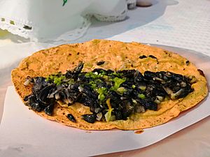Archivo:Quesadilla huitlacoche