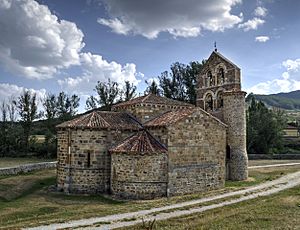 Archivo:San Salvador de Cantamuda (31365551552)