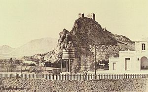 Archivo:Sax. Estació i Castell, any 1858 J.Laurent