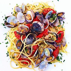Archivo:Spaghetti vongole 2