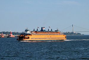 Archivo:Staten island ferry verrazano