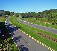 Taconic State Parkway from NY 217 in Ghent, NY.jpg