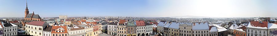 Archivo:Tarnow City Hall Tower view