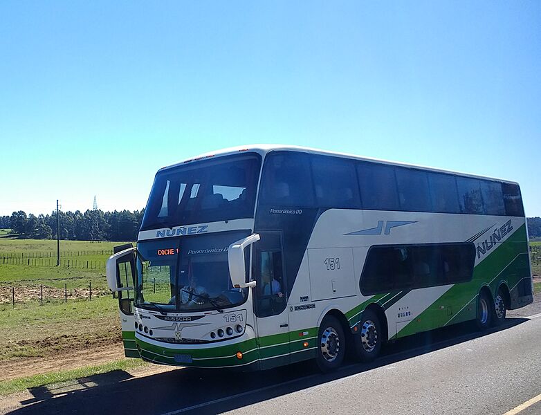 Ómnibus Núñez en Uruguay