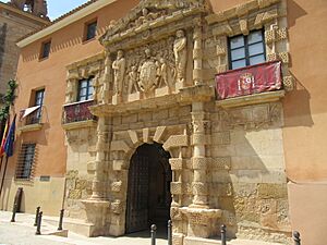 Archivo:Almansa, Casa Grande. Fachada, siglo XVI. Palacio de los condes de Cirat