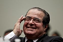 Archivo:Antonin Scalia 2010