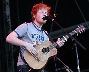 Archivo:Ed Sheeran at 2012 Frequency Festival in Austria (7852625324)