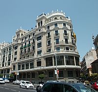 Archivo:Edificio Gran Peña (Madrid) 01
