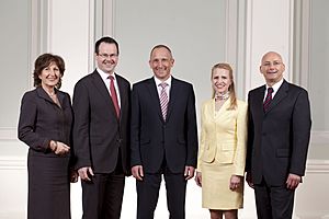 Archivo:Government of Liechtenstein 2013