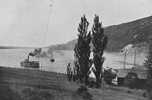 Archivo:ISteameronBrasDorLakeNearNewCampbelltonCa1900