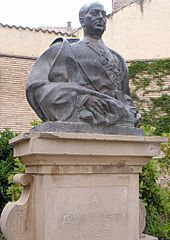 Archivo:Monumento a José Luis de Arrese en Corella (Navarra)