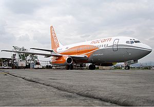 Archivo:National Airways Cameroon Boeing 737-200 AADPR