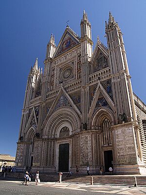 Archivo:Orvieto-Le Dôme-Façade-