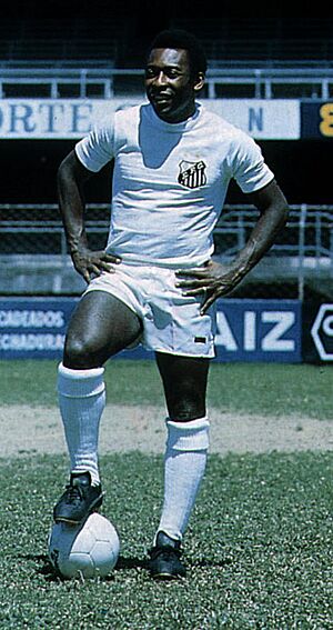 Archivo:PELÉ - 1963 (cropped)