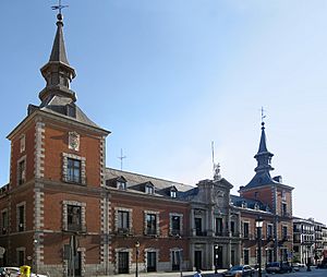 Archivo:Palacio de Santa Cruz6