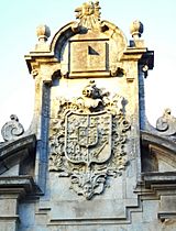 Archivo:Pontevedra Capital Escudo de armas Pazo de Mugártegui