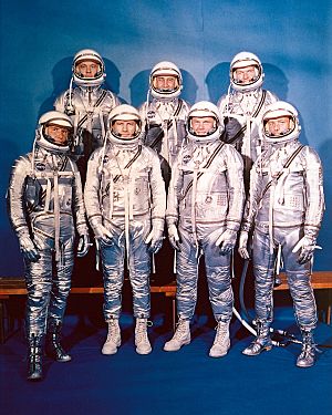 Archivo:Project Mercury Astronauts - GPN-2000-000651