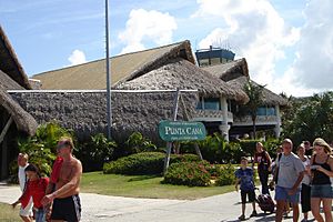 Archivo:Punta cana airport