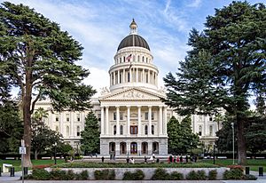 Archivo:Sacramento,-California---State-Capitol