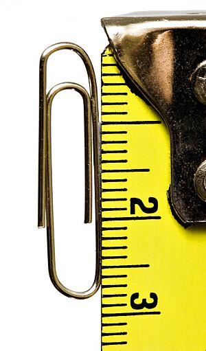 Archivo:Small-paperclip
