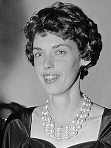 Tonke Dragt (1963).jpg