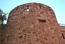 Archivo:Torre de la muralla d'Almenara