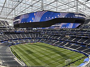 Archivo:2026 FIFA World Cup Match 4, United States v Paraguay (stadium 3 hours before)