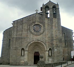 Betanzos, Santa Maria do Azogue, fachada.jpg