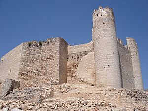 Archivo:Castillo Alcalá