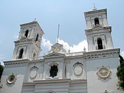 Archivo:Catedral de Asunción en chilpancingo