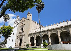 Archivo:Convento de Santa María Magdalena Vista