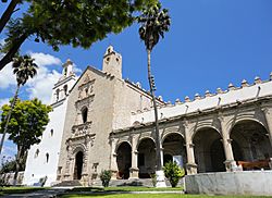 Archivo:Convento de Santa María Magdalena Vista