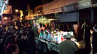 Archivo:Desfile del Paseo de carros 25 de Diciembre de 2013 en Uriangato, Gto.