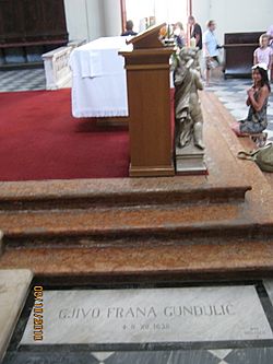 Tumba de Gundulic en la Catedral de Ragusa