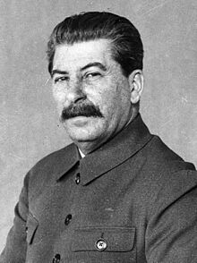 Joseph Stalin in 1932 (4) (cropped)(2).jpg