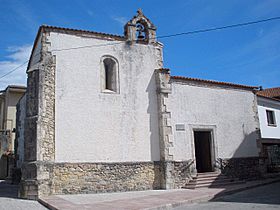 Llanes - Capilla de Santa Ana 1.jpg