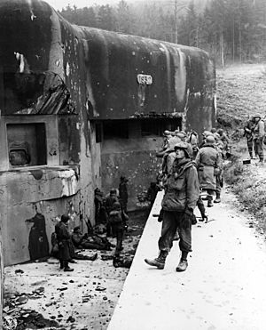 Archivo:Maginot Line 1944