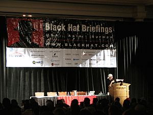 Archivo:Michael Lynn Black Hat Briefing Las Vegas 2005