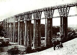 Archivo:Moorswater Viaduct