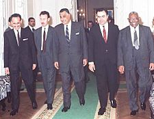 Archivo:Nasser, Aref, Boumieddin, Atassi, Azhari