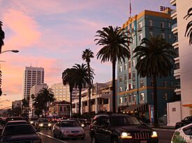 Archivo:Ocean Avenue