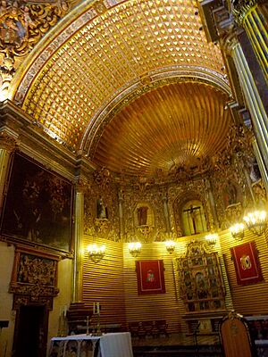 Archivo:Orihuela - Colegio Diocesano de Santo Domingo, interior de la iglesia 05