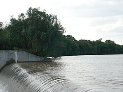 Presa de Cienega grande - panoramio - Alejandro Vega Rdz..jpg