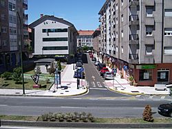 Rúa Viorneira dende Rosalía de Castro - panoramio.jpg