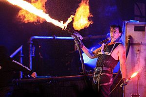 Archivo:Rammstein-nvivo