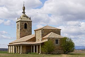 Archivo:Rosinos-Sanctuary Virgen del Campo 02