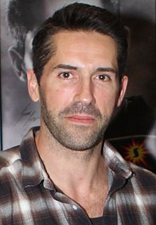 Scott Adkins (35267457581).jpg