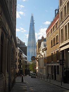 Archivo:Shard from Great Tower Street