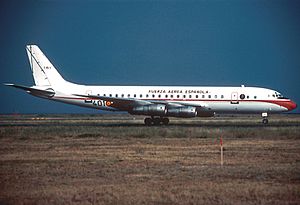 Archivo:Spanish Air Force Douglas DC-8-52