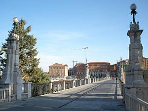 Archivo:Teruel - Viaducto de Fernando Hué (Viaducto Viejo) 02